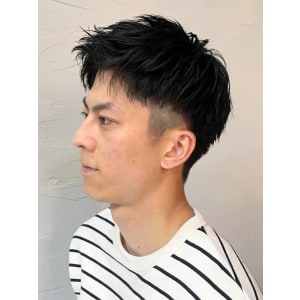 20代30代　爽やか　メンズマッシュショート　束感　黒髪