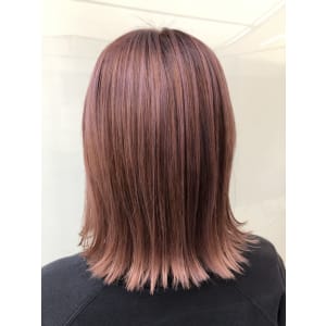 切りっぱなしロブ×ピンクグレージュ