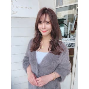 2024年人気大人ロング顔周りレイヤーで小顔補正ココアブラウ