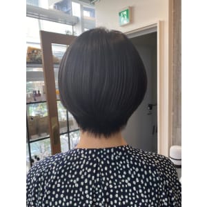 ショートヘア/黒髪スタイル/SAORI