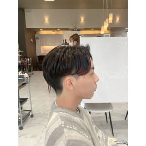 センターパート - HEARTS hair's五日市店【ハーツヘアーズイツカイチテン】掲載中