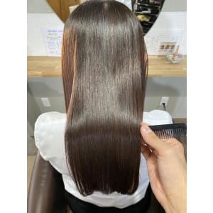 髪質改善・縮毛矯正 - Pompadour【ポンパデュール】掲載中