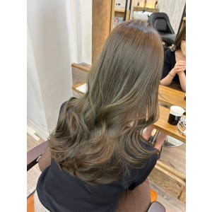 髪質改善トリートメント艶髪縮毛矯正赤み消しカラーベージュ - N° rico 名駅【ナンバー リコ メイエキ】掲載中