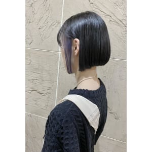 インナーカラー/ぱっつんボブ
