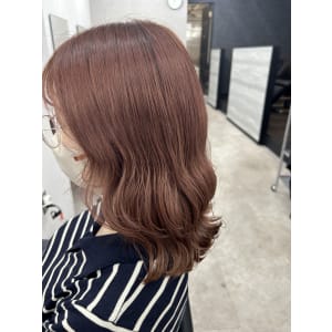 アプリコットブラウン