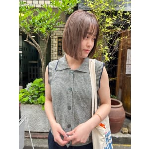 パツっとラインボブ_ベージュこなれミディ_20代30代