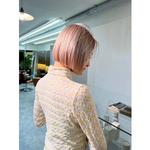 パツっとラインボブベージュこなれミディ20代30代40代