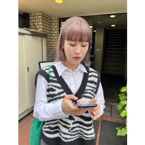 イトな外ハネボブ_ミディアム_ショートカット_20代30代