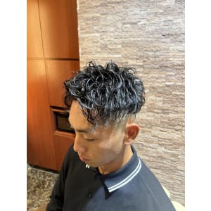 銀座 フェード パーマ ビジネス スパイラルパーマ
