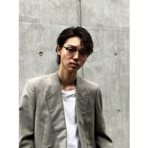 ハーフバック かきあげスパイラル - メンズヘア整形サロン GOALD 渋谷本店【メンズヘアセイケイサロン ゴールド シブヤホンテン】掲載中