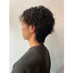 ツイストスパイラルパーマ　束感　爽やか　黒髪　メンズショート