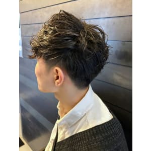 ツーブロック　束感　ツイストスパイラルパーマ　20代30代