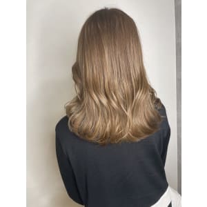 【なんば・日本橋】_WHITE+ 南海難波店 - _WHITE+ 南海難波店【アンダーバーホワイトプラスナンカイナンバテン】掲載中