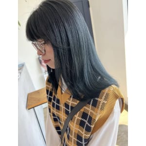 ブルーヘア - ARBRE hair&make【アーブルヘアーアンドメイク】掲載中
