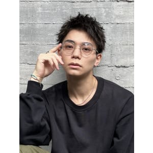スパイキーショートツイストスパイラルパーマメンズマッシュ