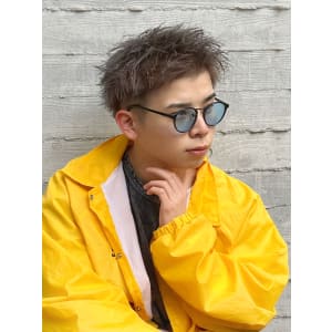 スパイキーショートツイストスパイラルパーマメンズマッシュ