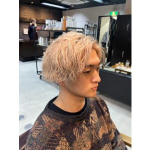 ピンクベージュ - 男性専門美容室 growth 博多店【ダンセイセンモンビヨウシツ グロウ ハカタテン】掲載中