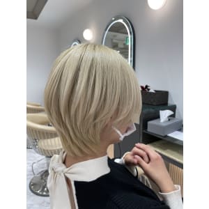 ハイトーンボブ