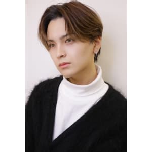 ツイストスパイラル波打ちスパイラルセンターパート刈り上げ束感 - メンズヘア整形サロン GOALD 渋谷本店【メンズヘアセイケイサロン ゴールド シブヤホンテン】掲載中