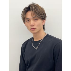 ツイストスパイラル波打ちスパイラルセンターパート刈り上げ束感 - メンズヘア整形サロン GOALD 渋谷本店【メンズヘアセイケイサロン ゴールド シブヤホンテン】掲載中