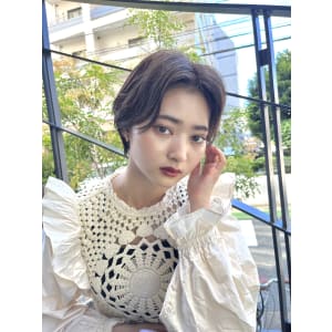 福岡天神赤坂】20代30代40代/センター分けショート - Des.Art【デザート】掲載中