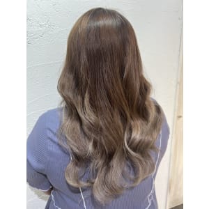20代30代おすすめツヤ感抜群カラー