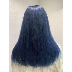 ブリーチ寒色系カラー