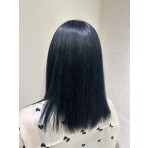 ブルーブラック
