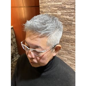 銀座　理容室　アイロンパーマ　グレーヘアー