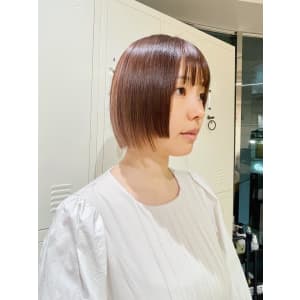 切りっぱなしパツっとボブ10代20代/HONOKA