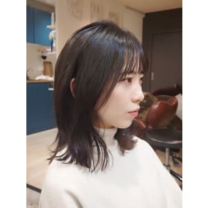 【マノハル スタイル】外ハネミディアム×黒髪