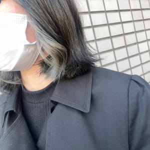 【スタイル】スタイリングヘア　インナーカラー×グレー