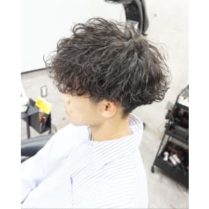 メンズ波巻きパーマスタイル