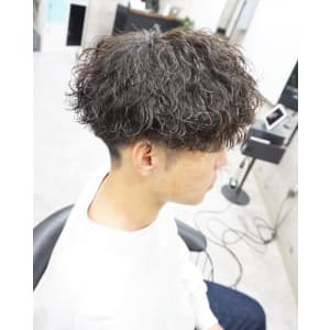 メンズ波巻きパーマスタイル