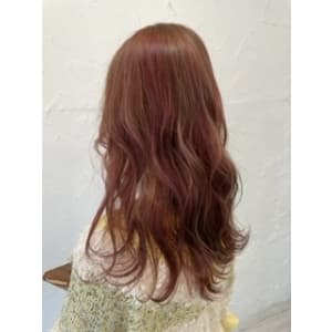 チェリーピンク暖色系カラーピンクベージュ韓国くびれヘア