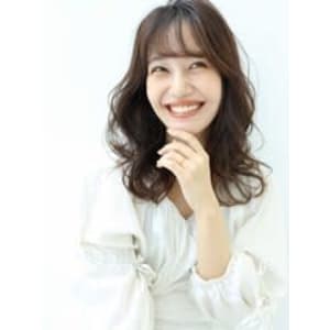 オトナかわいい　くびれヘア×フェザーバング