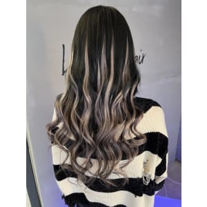 黒×シルバーでかっこいいギャルスタイル★ - Lanisis Hair【ラニシス ヘアー】掲載中