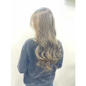 大人かわいい/ミルクティー