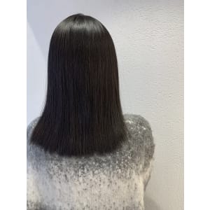 艶髪ストレート×セミロング