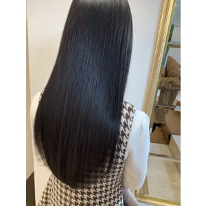 艶髪ストレートロング×アッシュブラック - e.m.a PREMIUM BEAUTY SALON【イーエムエープレミアムビューティーサロン】掲載中