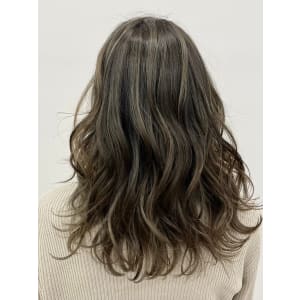 グラデーションカラー - Ease by amble luxe 北千住【イース バイ アンブル リュクス キタセンジュ】掲載中