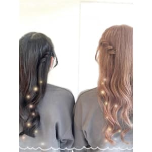 大人っぽ可愛いねじりアレンジ♪_ゆう