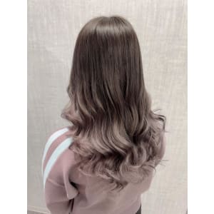 ブリーチ毛の方にオススメ!シルバーグラデーション! - Lanisis Hair【ラニシス ヘアー】掲載中