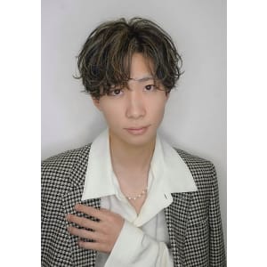 ハイライト波パーマ - メンズヘア整形サロン GOALD 渋谷神南【メンズヘアセイケイサロン ゴールド シブヤジンナン】掲載中