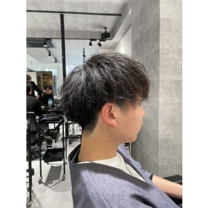 メンズヘア整形スパイラルパーマ波巻きツイストメンズパーマ髪型