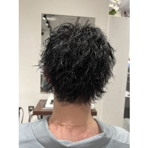 メンズヘア整形スパイラルパーマ波巻きツイストメンズパーマ髪型