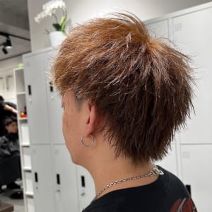 メンズヘア整形スパイラルパーマ波巻きツイストメンズパーマ髪型
