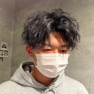 メンズヘア整形スパイラルパーマ波巻きツイストメンズパーマ髪型