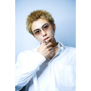 メンズヘア整形スパイラルパーマ波巻きツイストメンズパーマ髪型