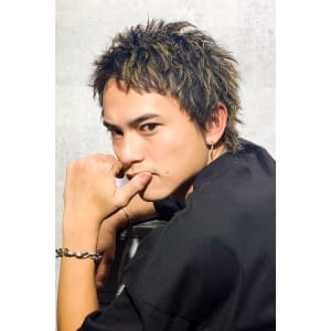 メンズヘア整形スパイラルパーマ波巻きツイストメンズパーマ髪型